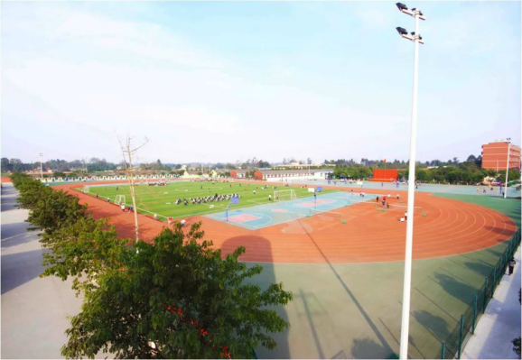 邛崃市强项实验学校